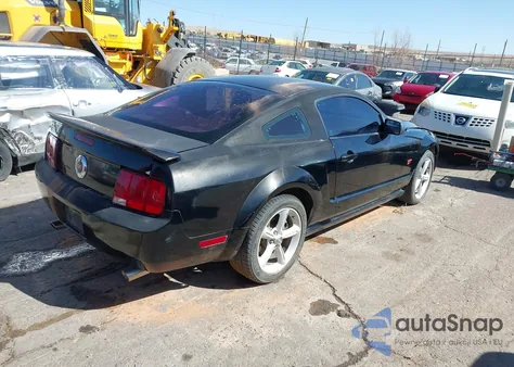2006 Ford Mustang Gt из США, поврежденный, VIN 1ZVHT82H265136232